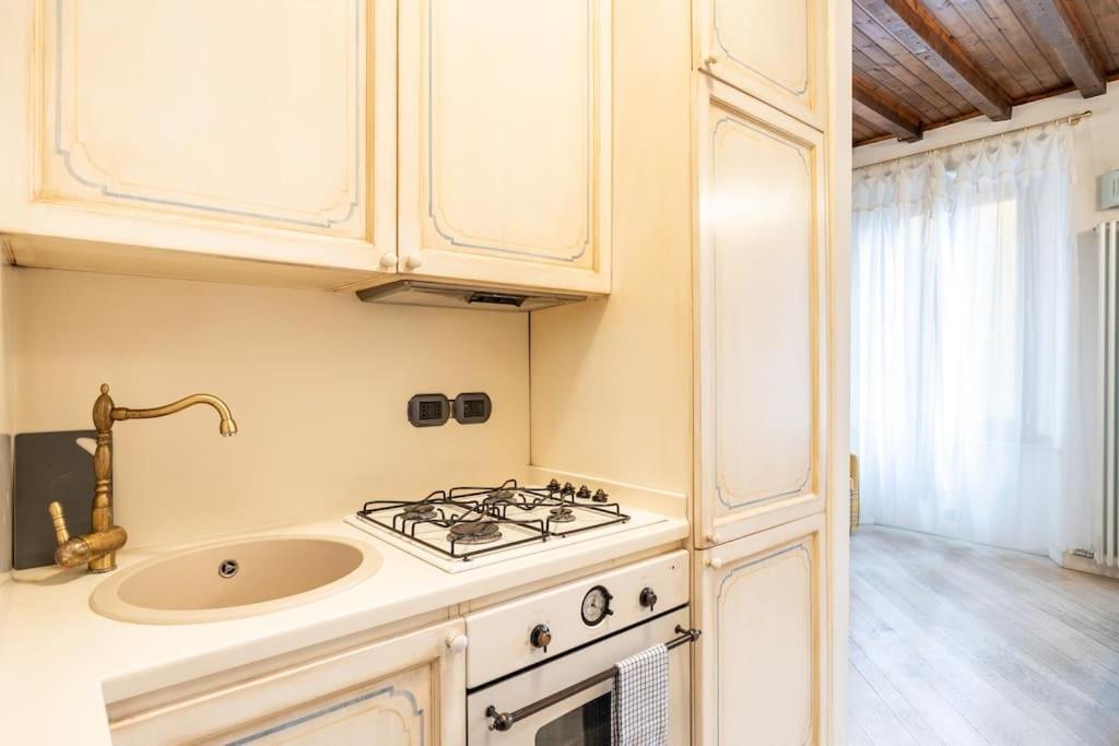 Ferienwohnung Colonne'S Nest - Cozy And Silent With Ac Mailand Exterior foto